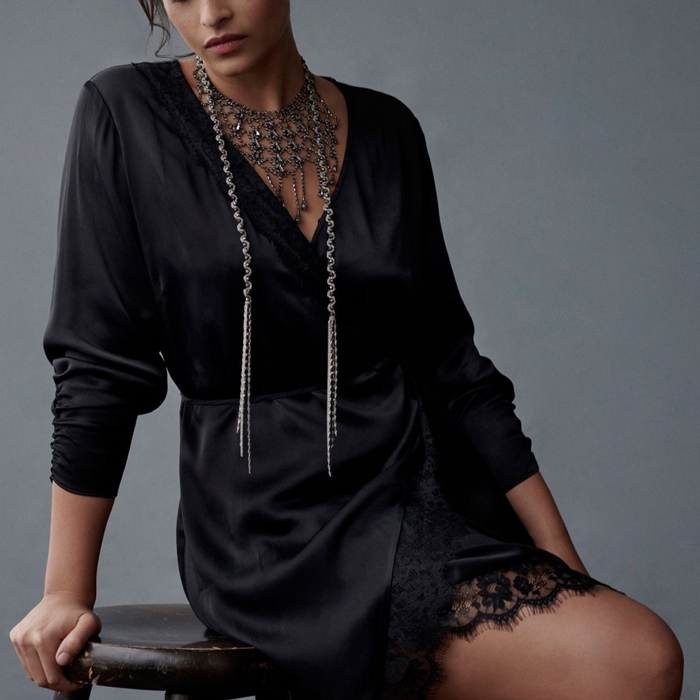 Lace trim wrap dress